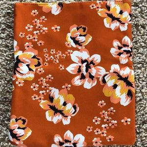Makeup bag/ accessory bag